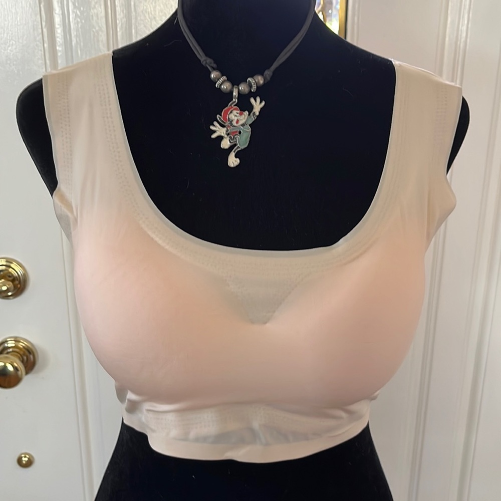 NWT Wireless Butterfly Back Seamless Wide Strap Breathable Yoga Sleep Bra